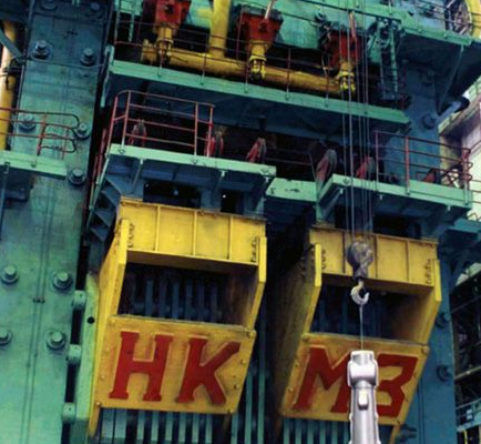 1506136727569095898.png 《輝煌中國》展示8萬噸模鍛壓機——重工業(yè)實力的國寶裝備